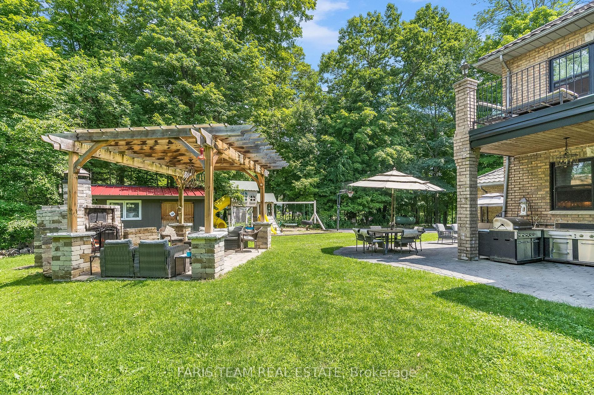1826 Quantz Cres