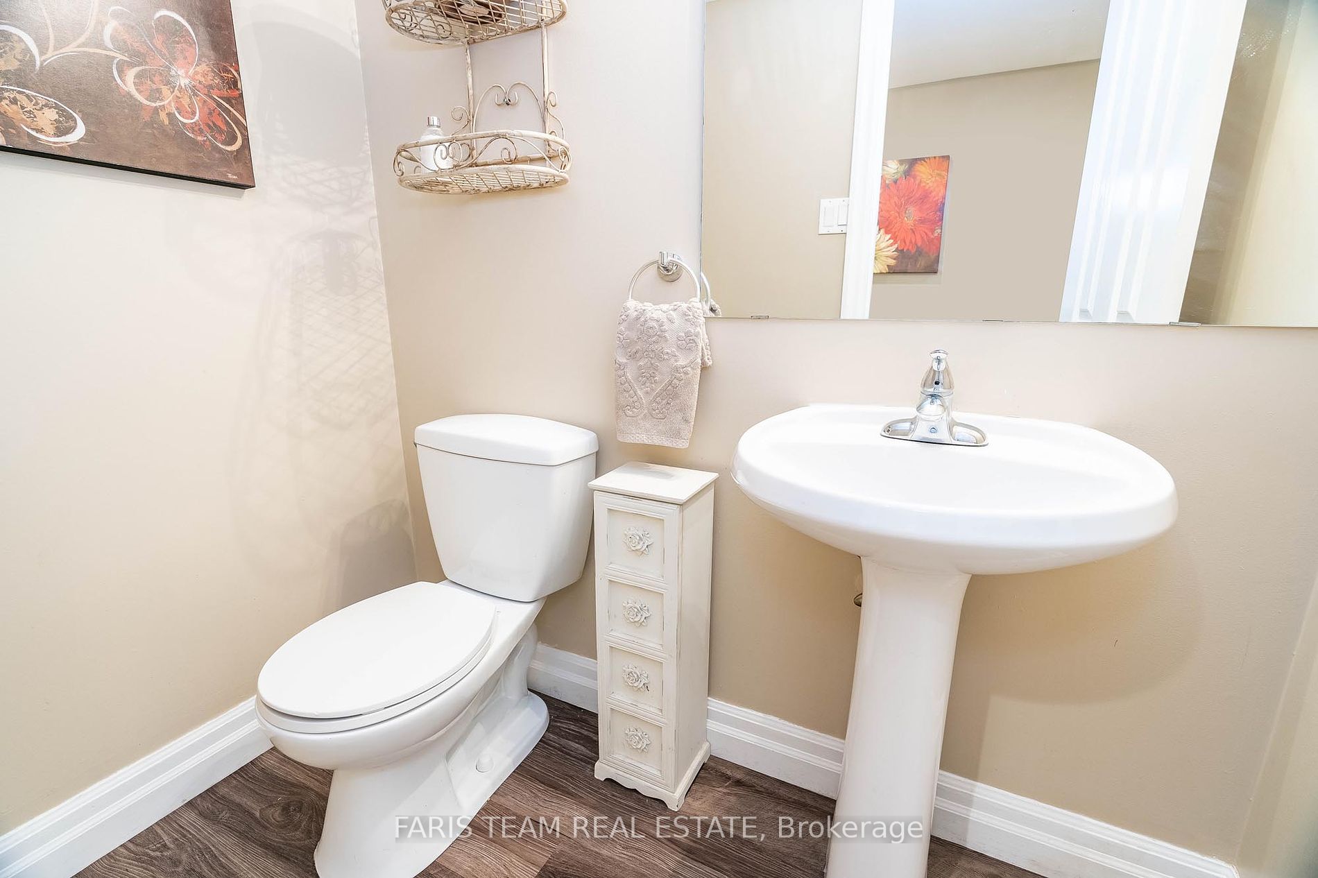 1826 Quantz Cres
