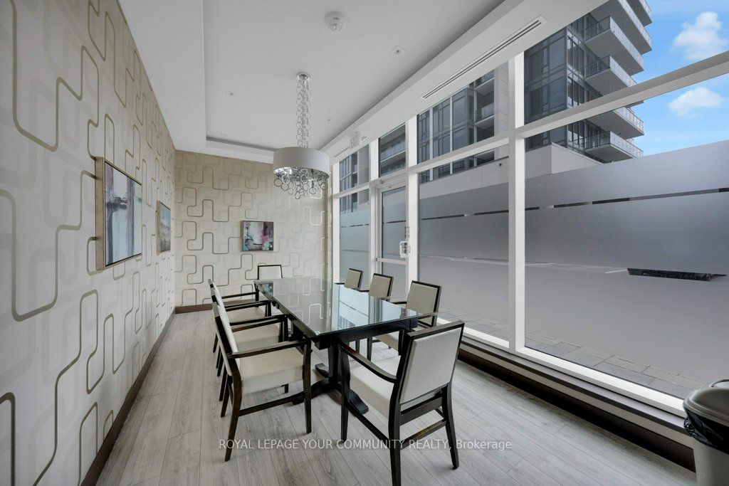 9600 Yonge Street, #711B