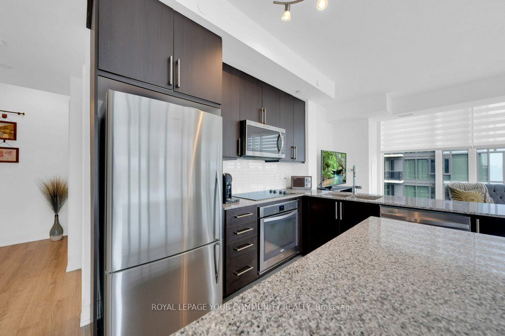 9600 Yonge Street, #711B