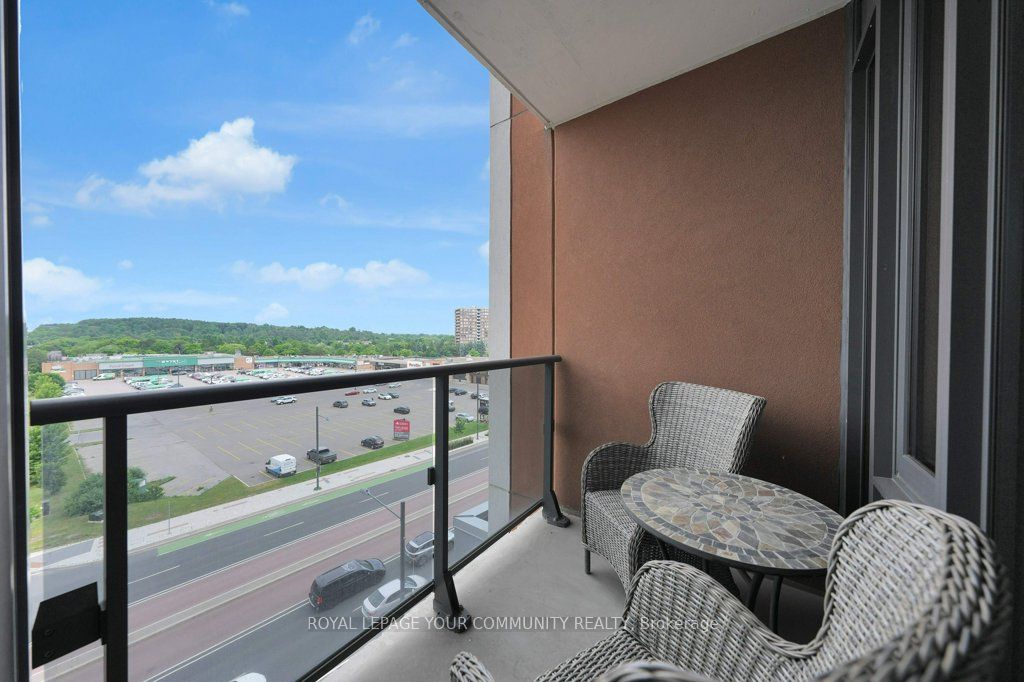 9600 Yonge Street, #711B