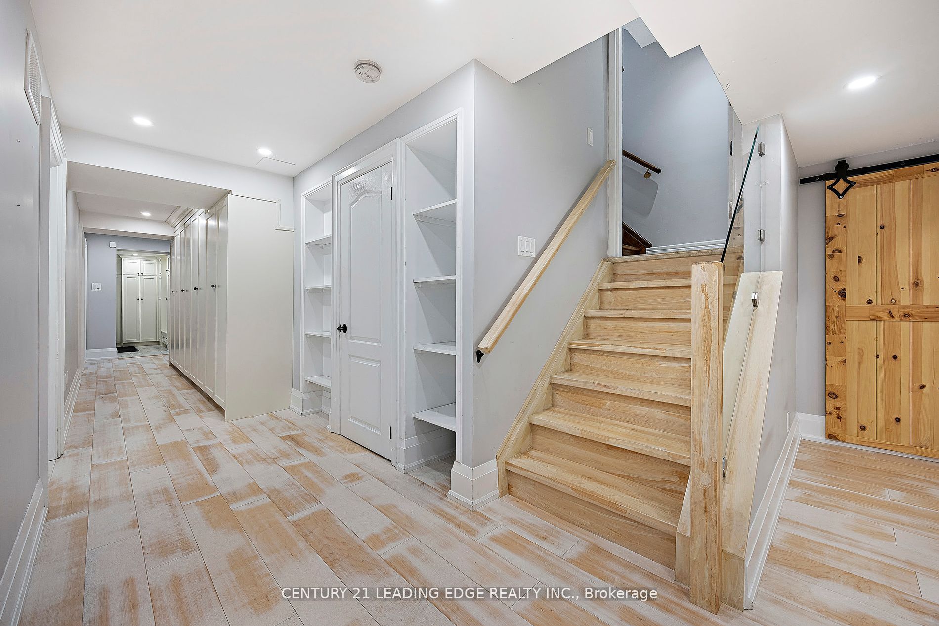 10 Morland Crescent