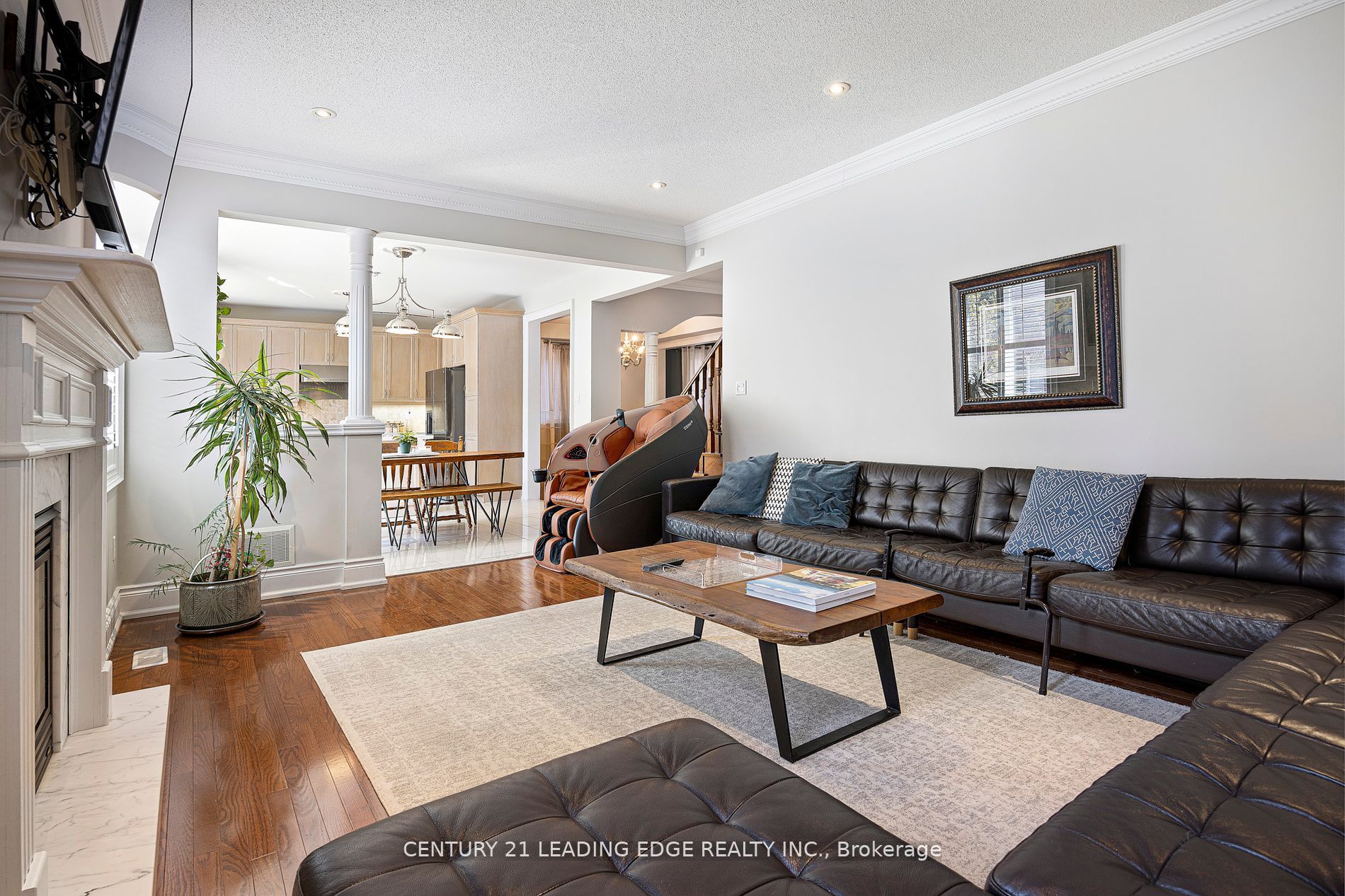 10 Morland Crescent