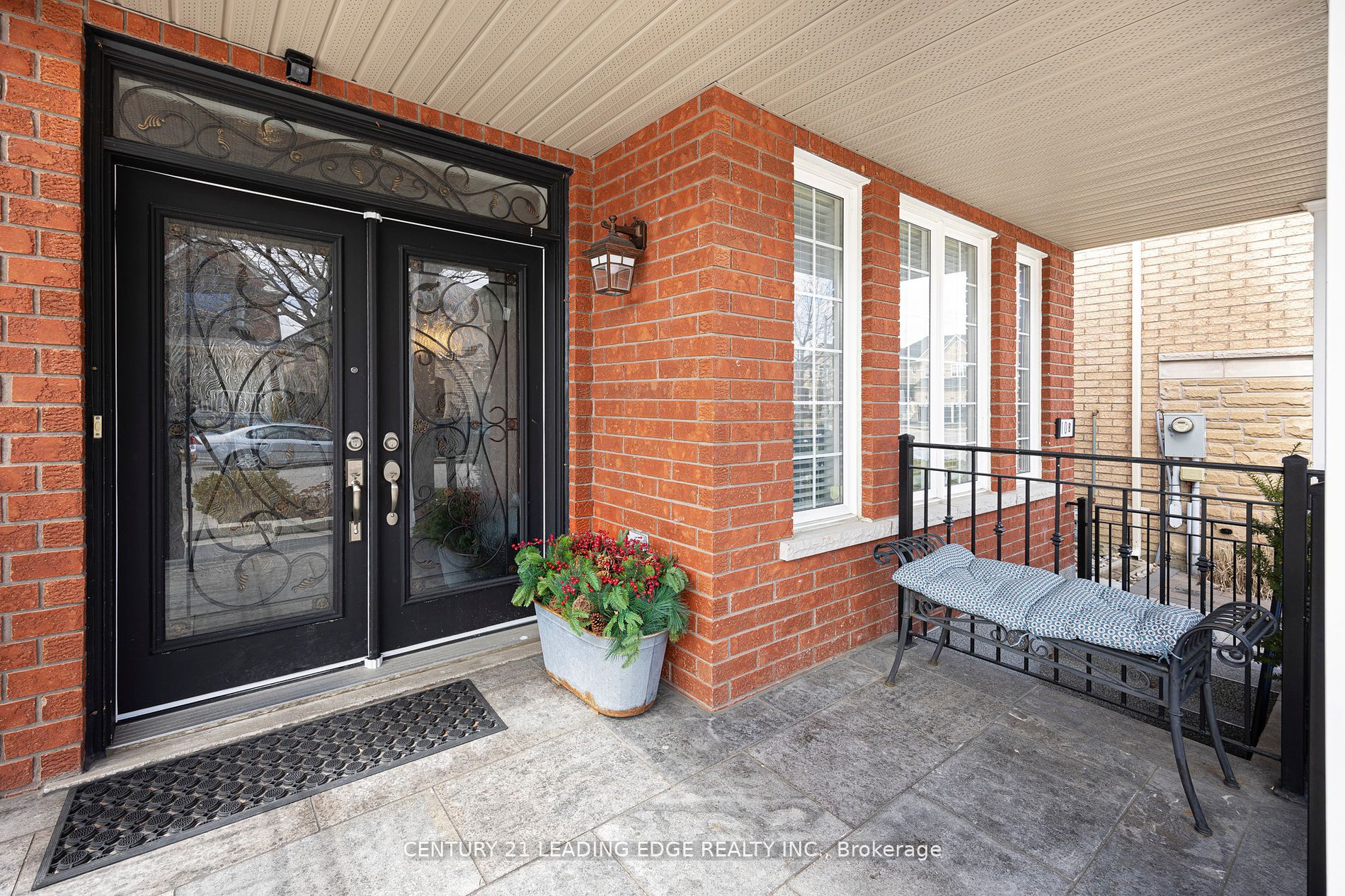 10 Morland Crescent