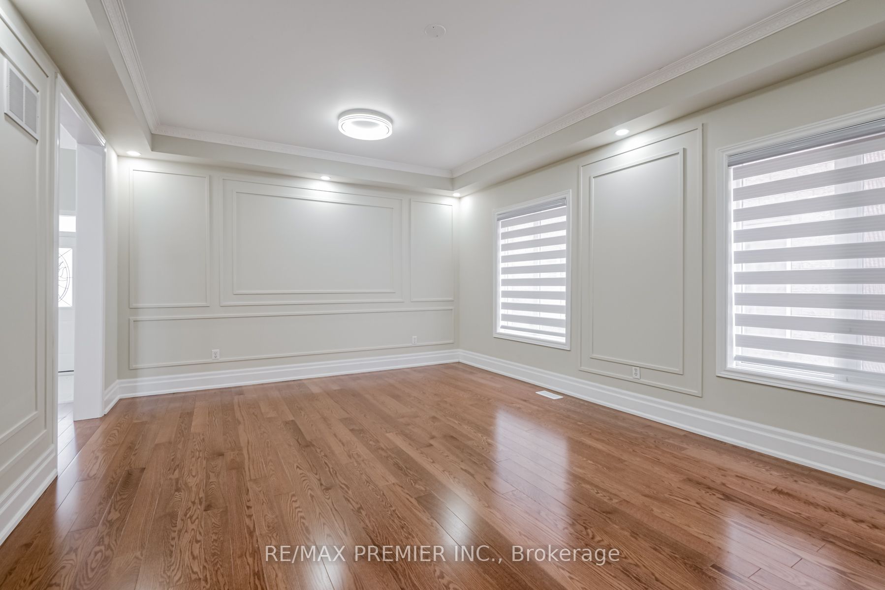 37 Colombo Cres