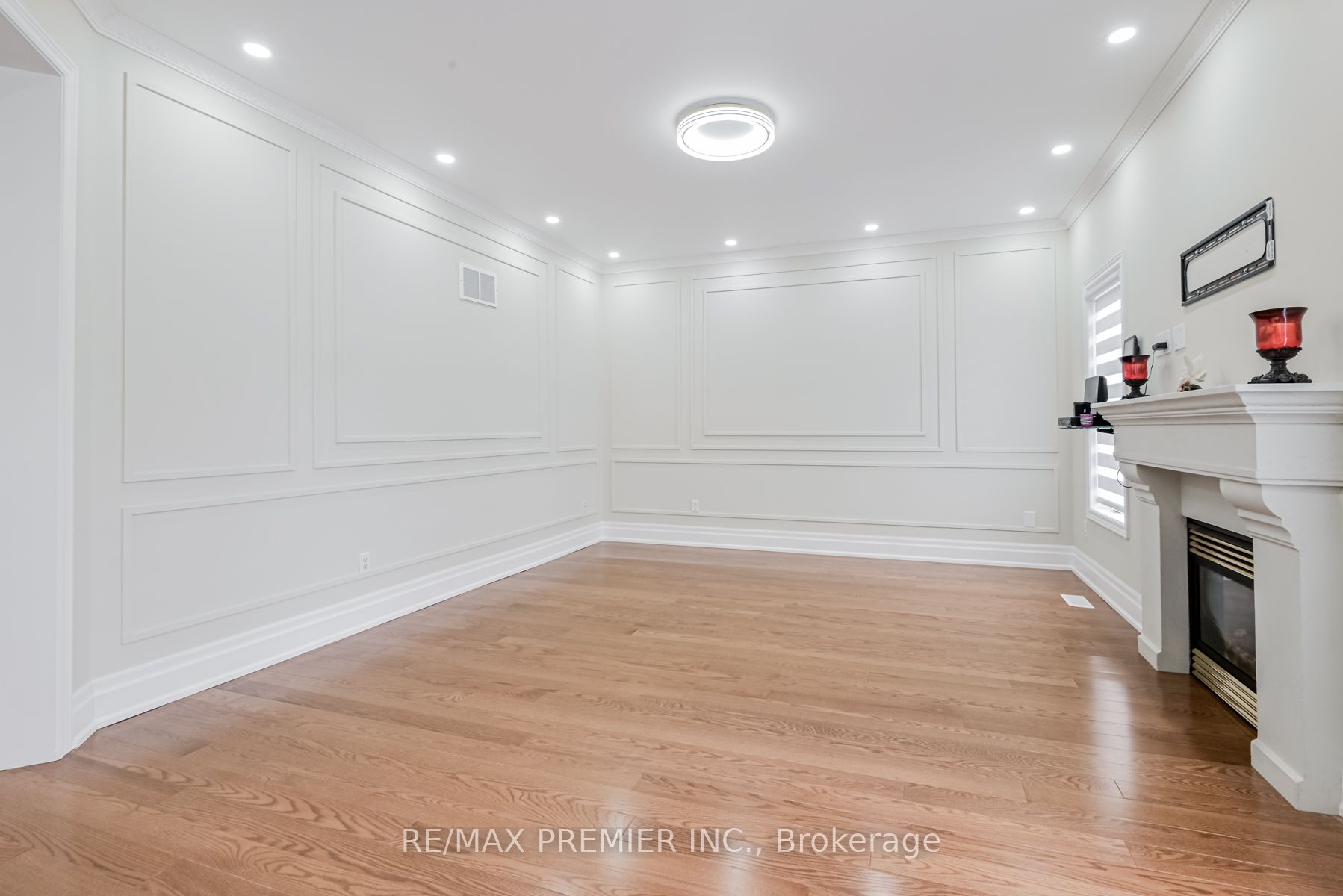 37 Colombo Cres