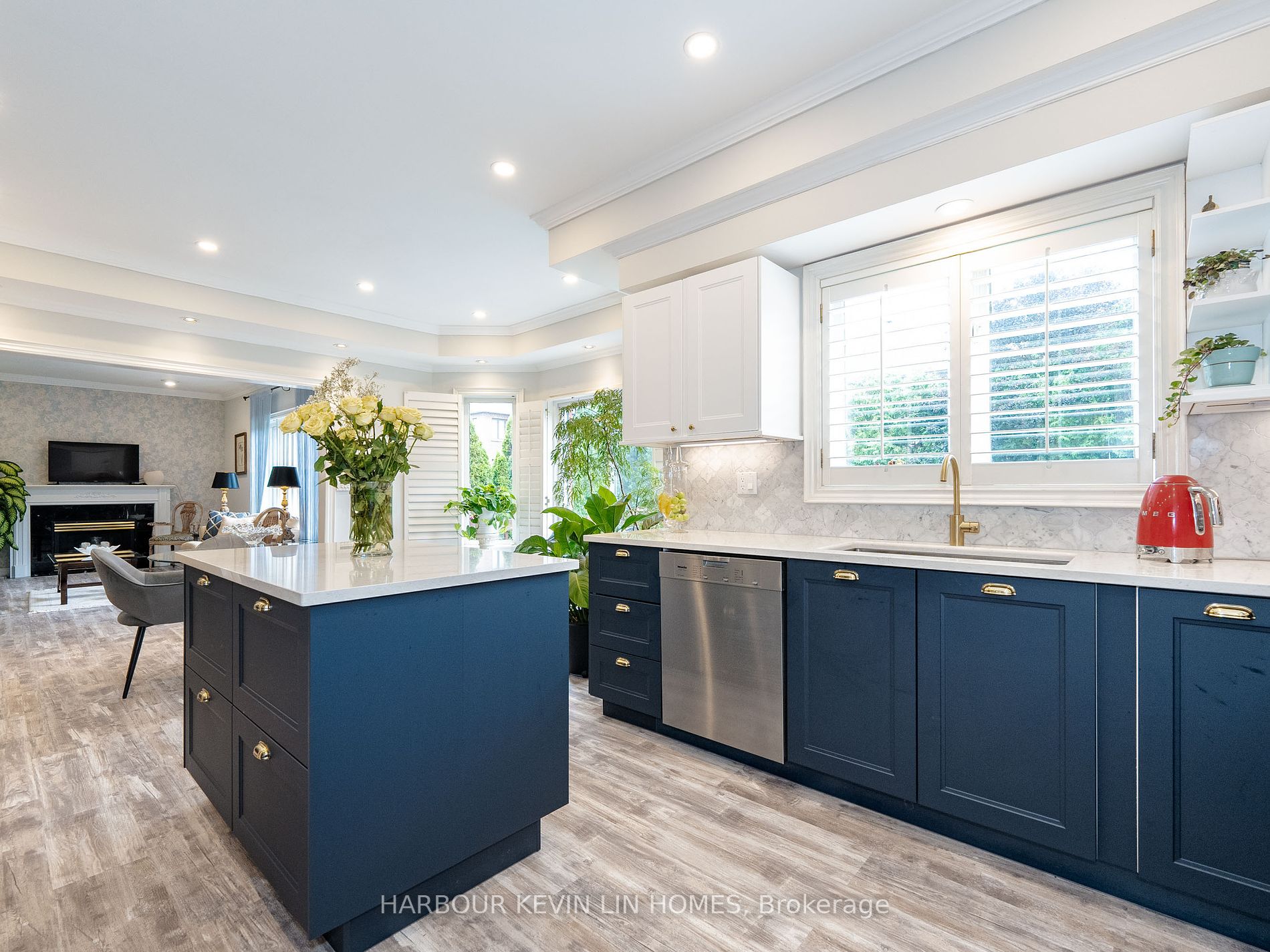 130 Grey Alder Avenue