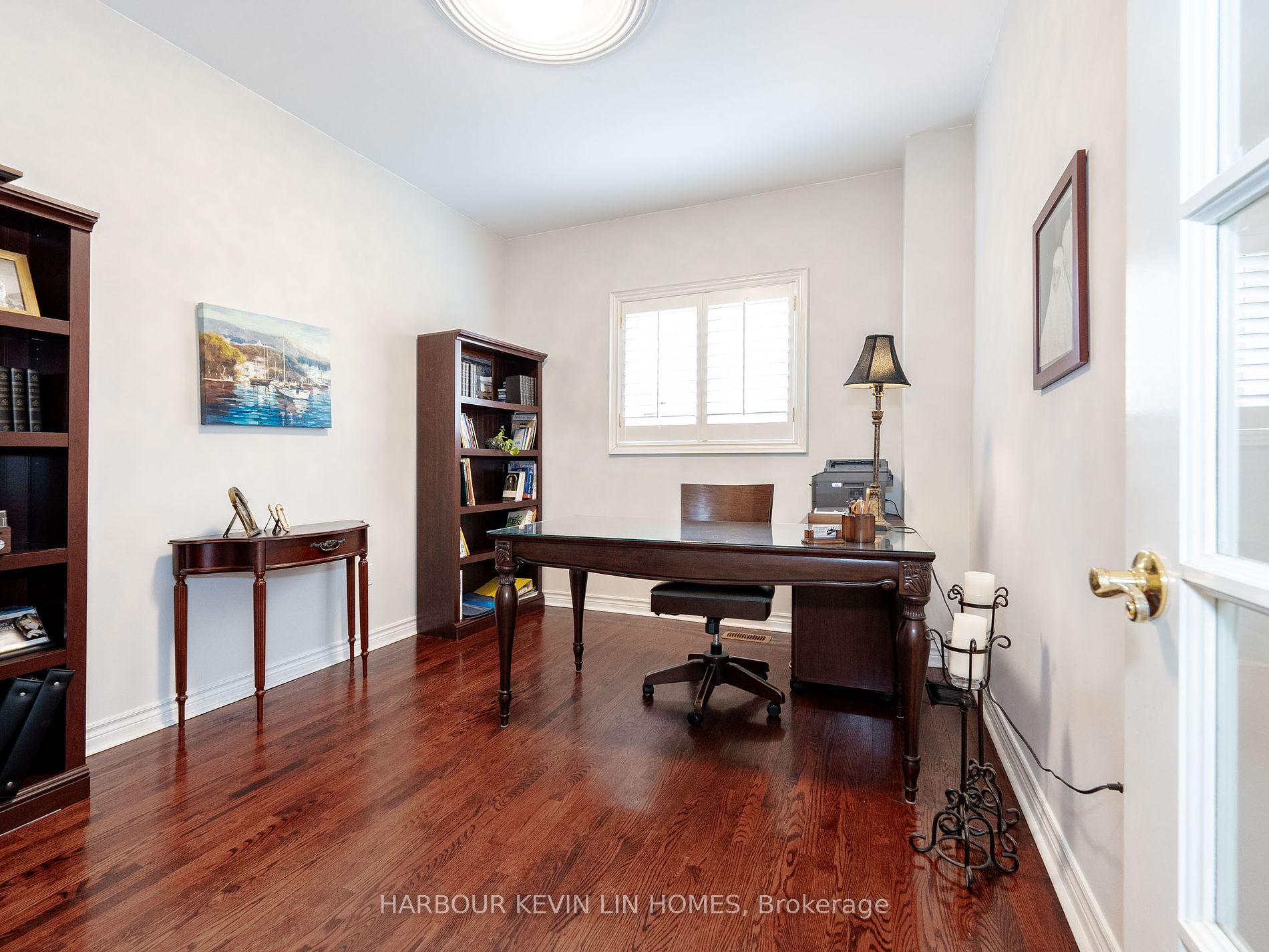 130 Grey Alder Avenue