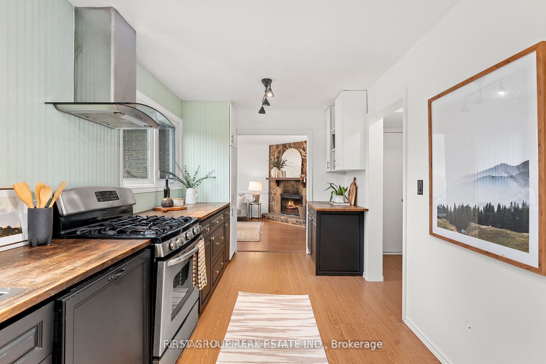 126 Thicketwood Boulevard