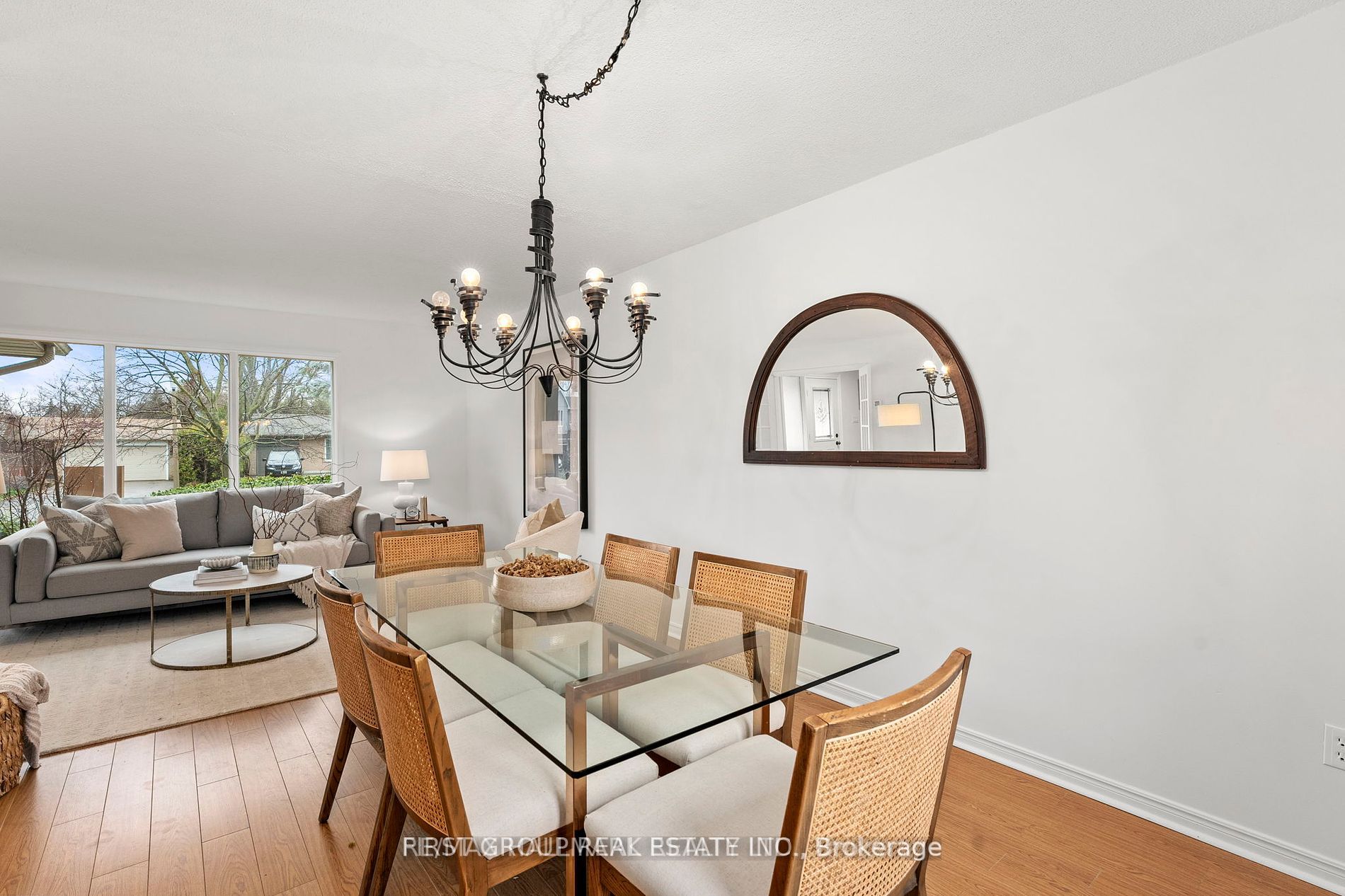 126 Thicketwood Boulevard