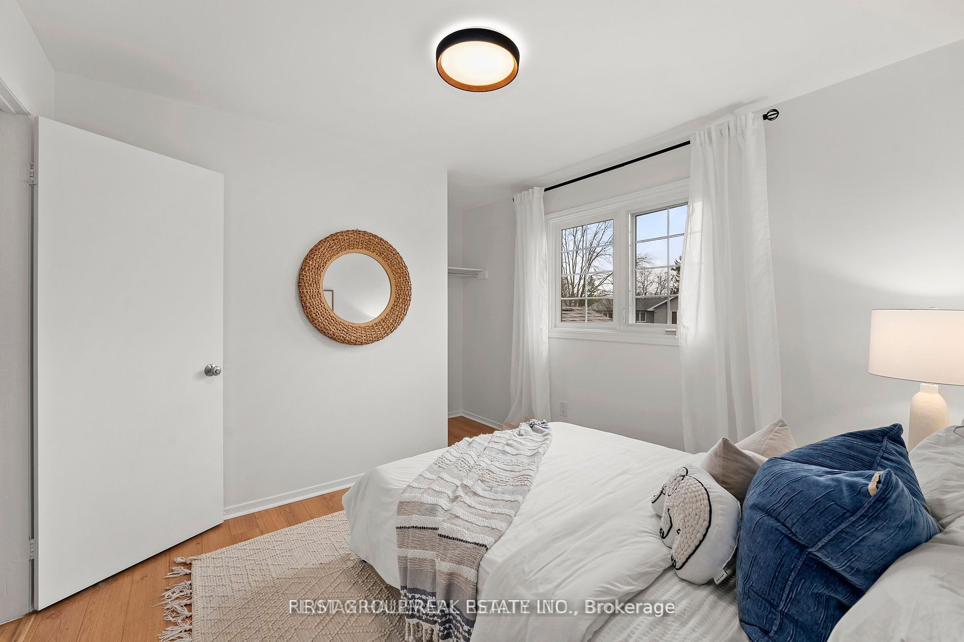 126 Thicketwood Boulevard