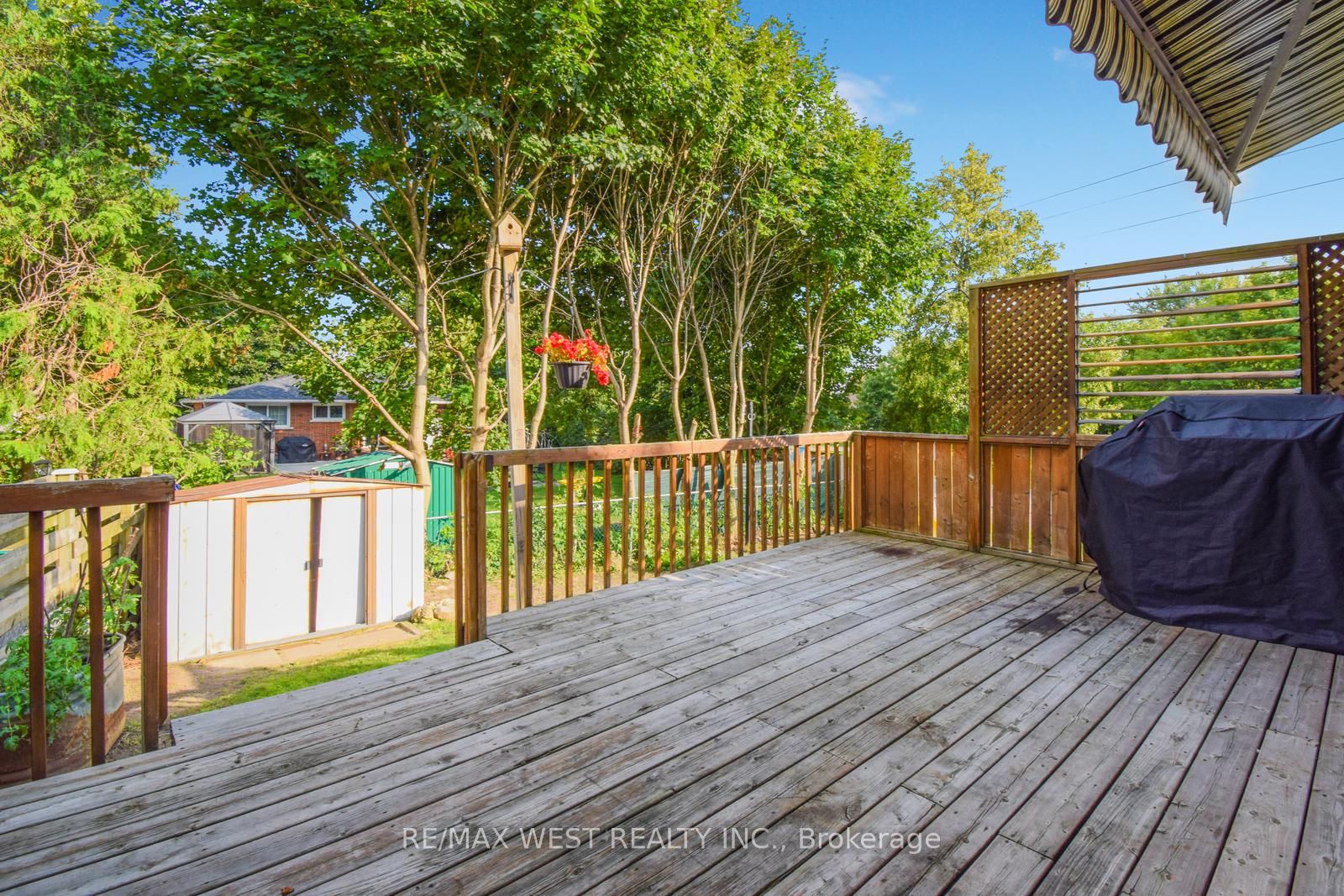405 Maplegrove Avenue