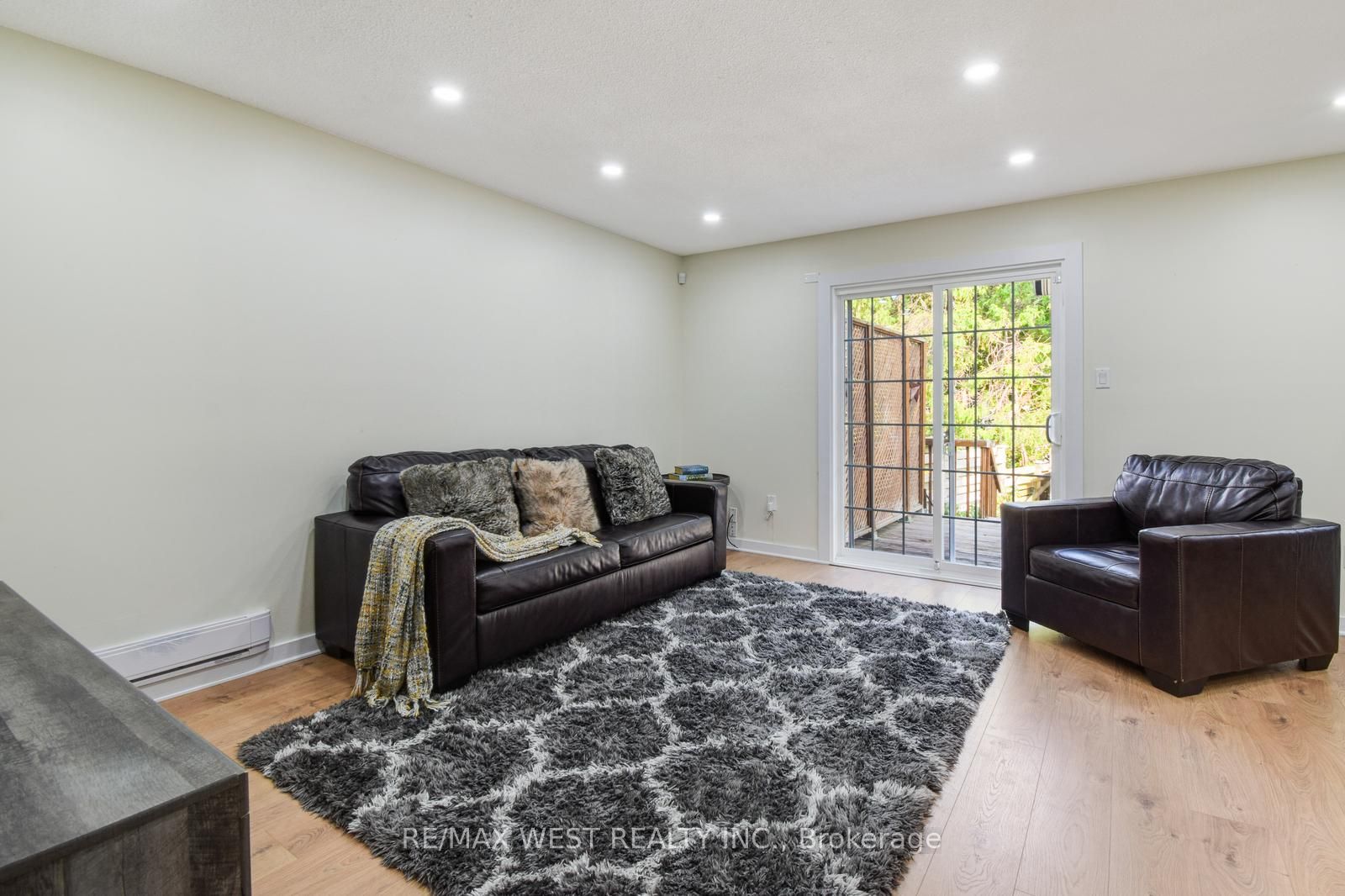 405 Maplegrove Avenue
