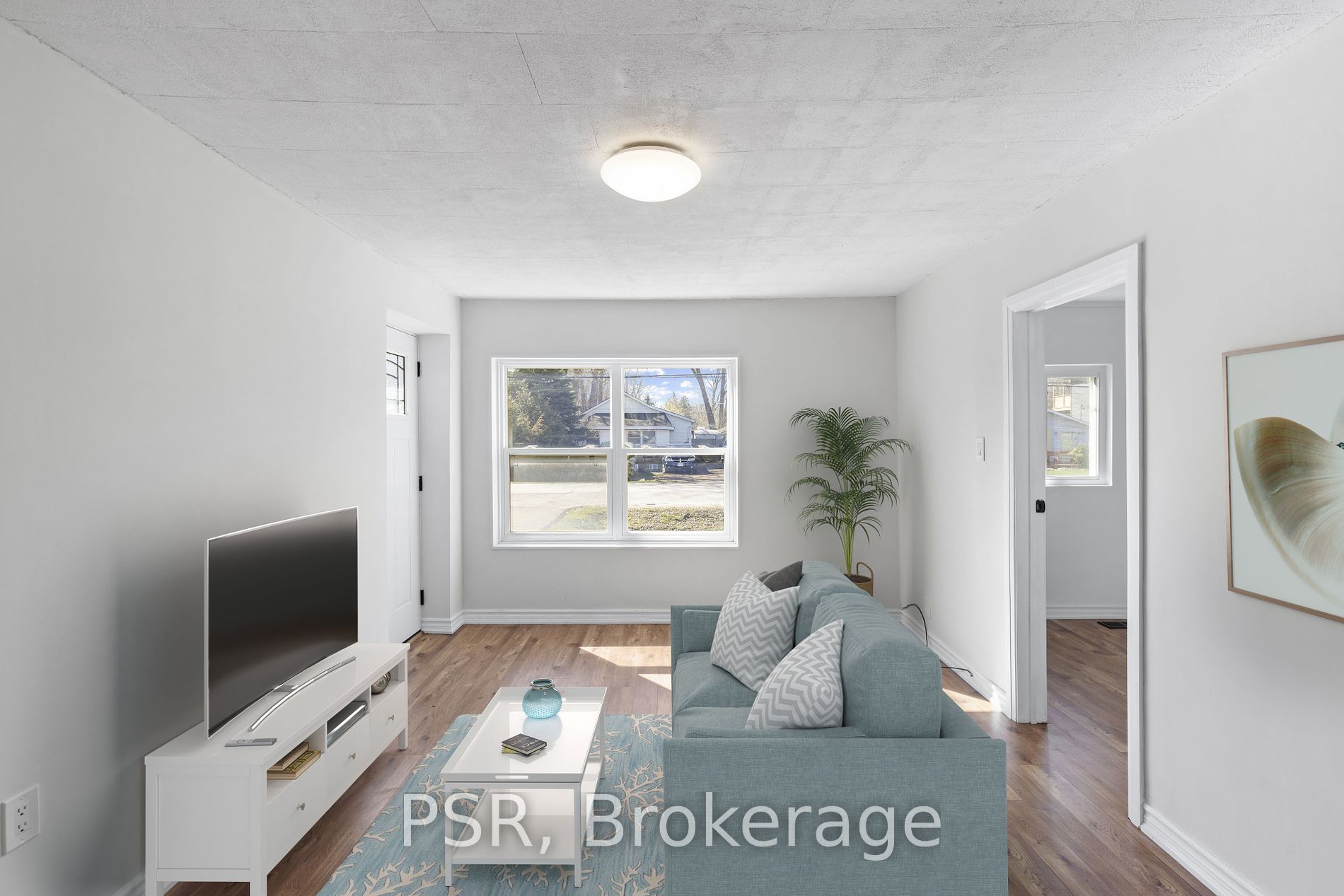208 Bayview Avenue