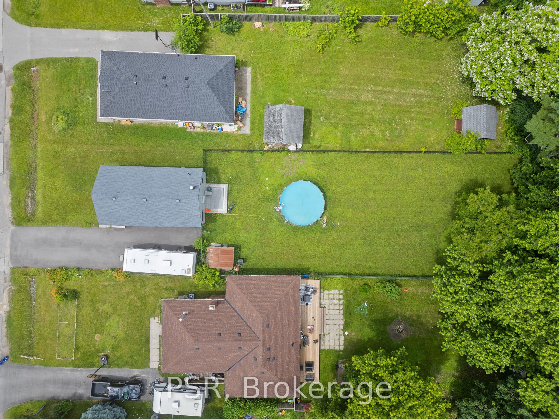 208 Bayview Avenue
