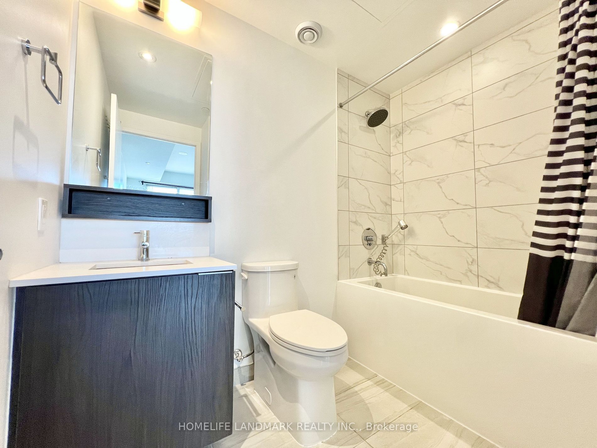 5 Buttermill Ave, #3702