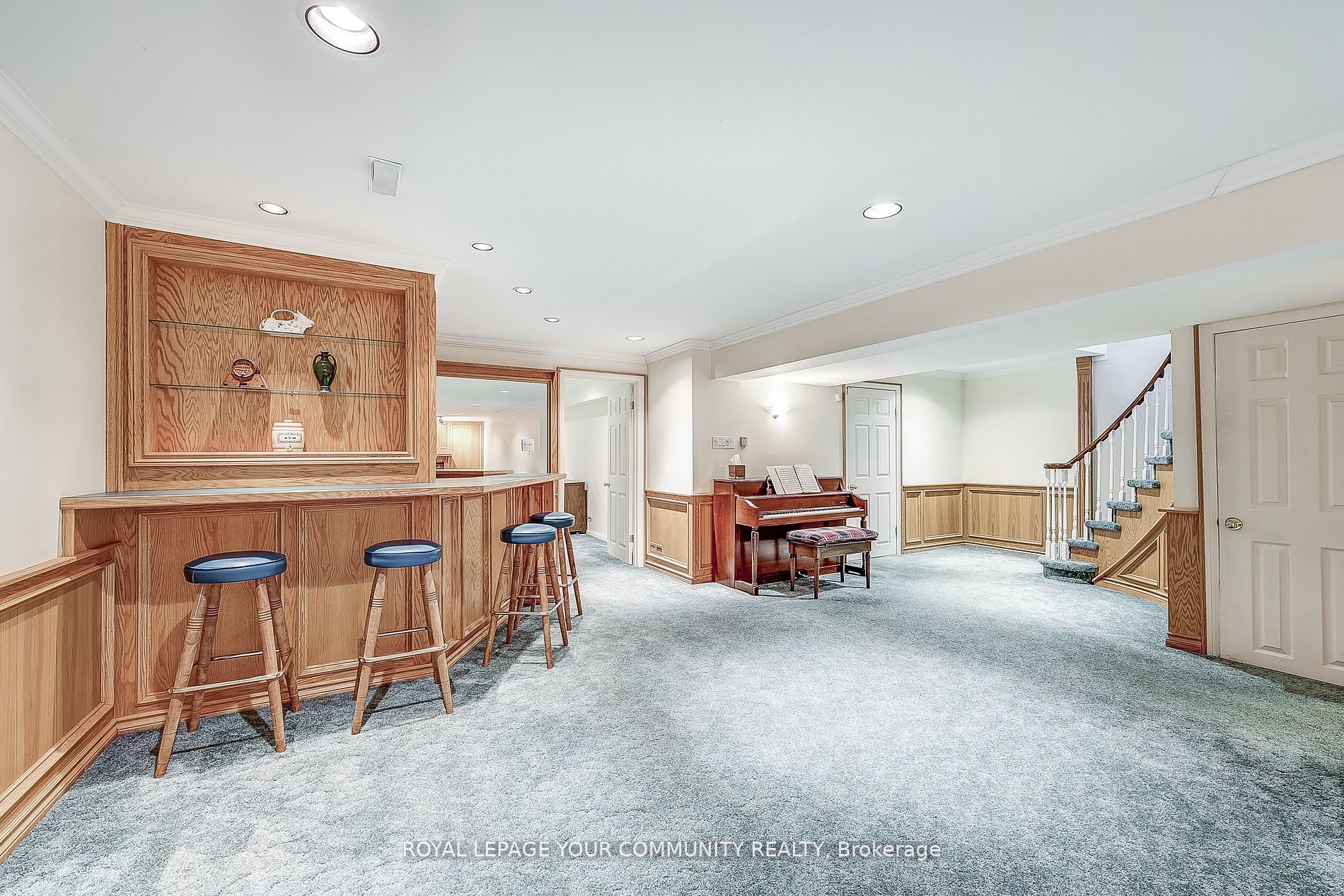 25 Alcaine Court