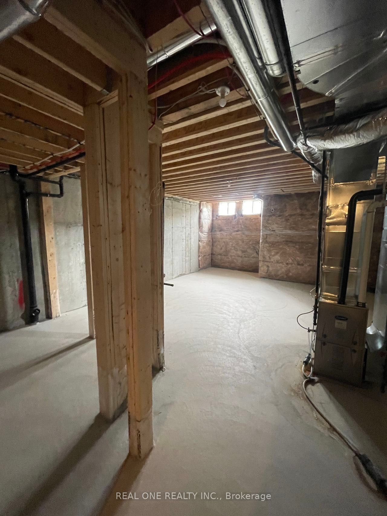 59 Schmeltzer Crescent