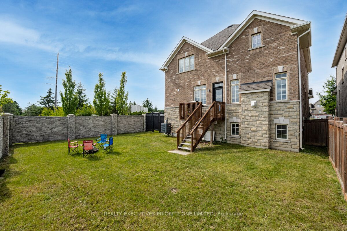 1 Treetops Boulevard