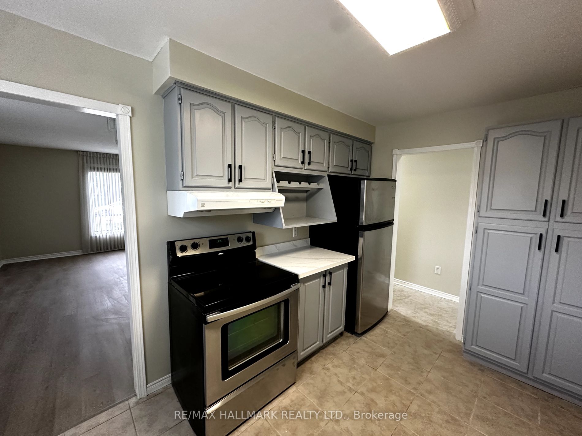 140 Woodpark Place ##Main