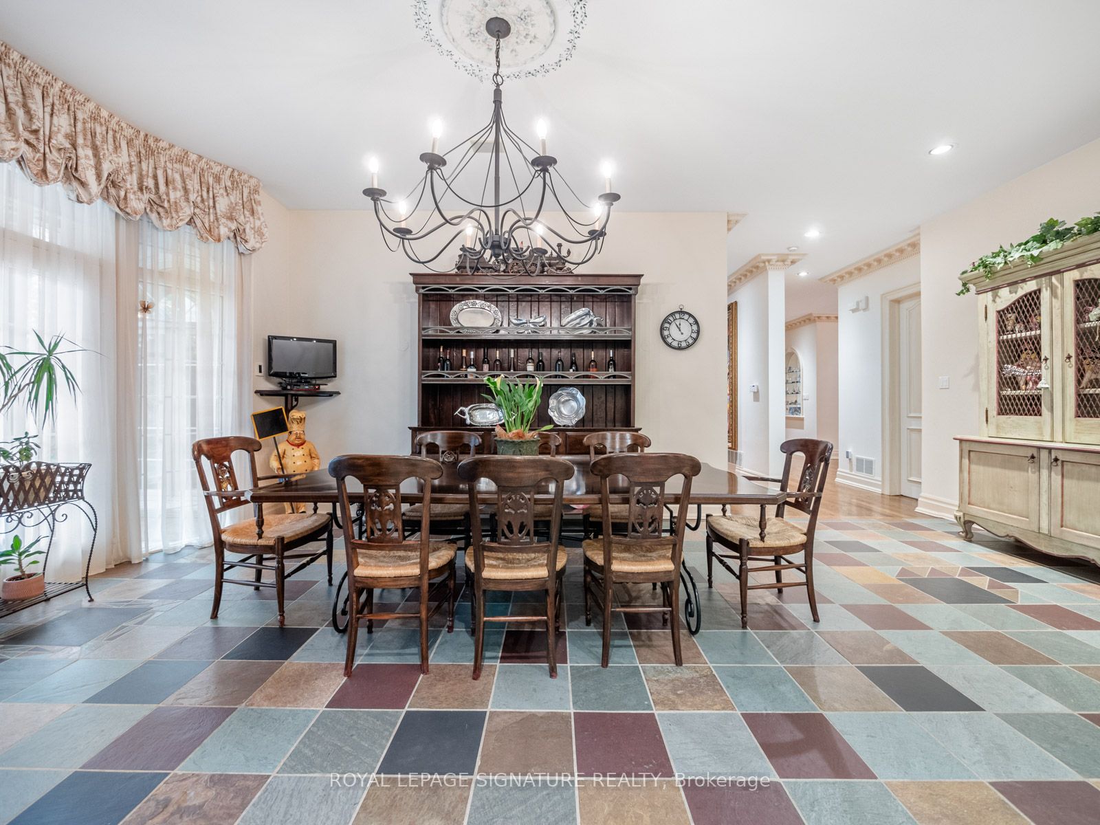 51 Renaissance Crt