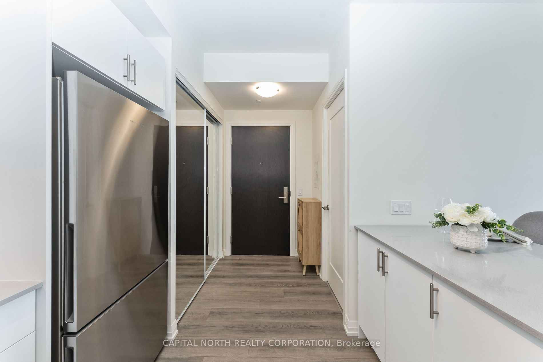 9000 Jane Street, #1812