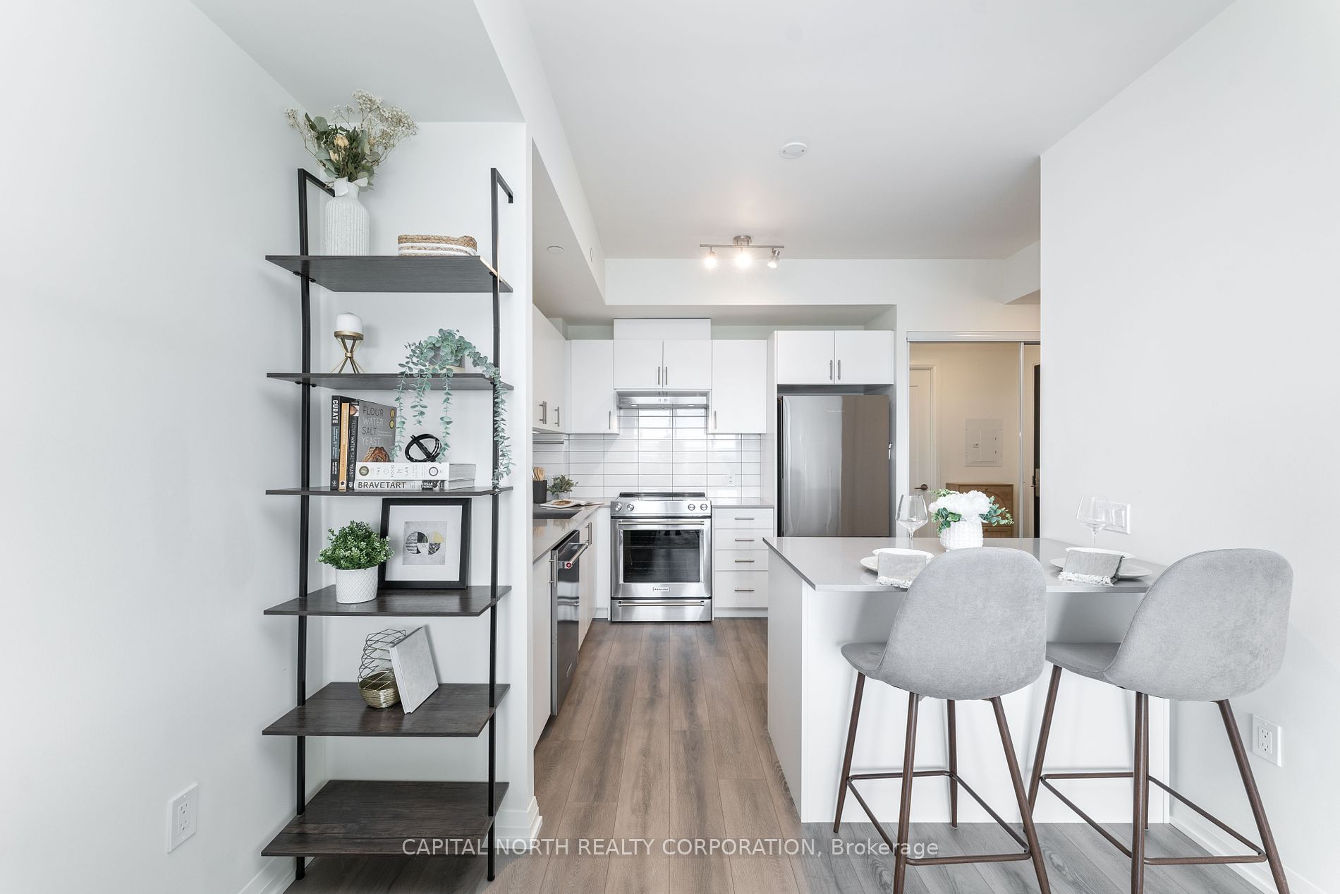 9000 Jane Street, #1812