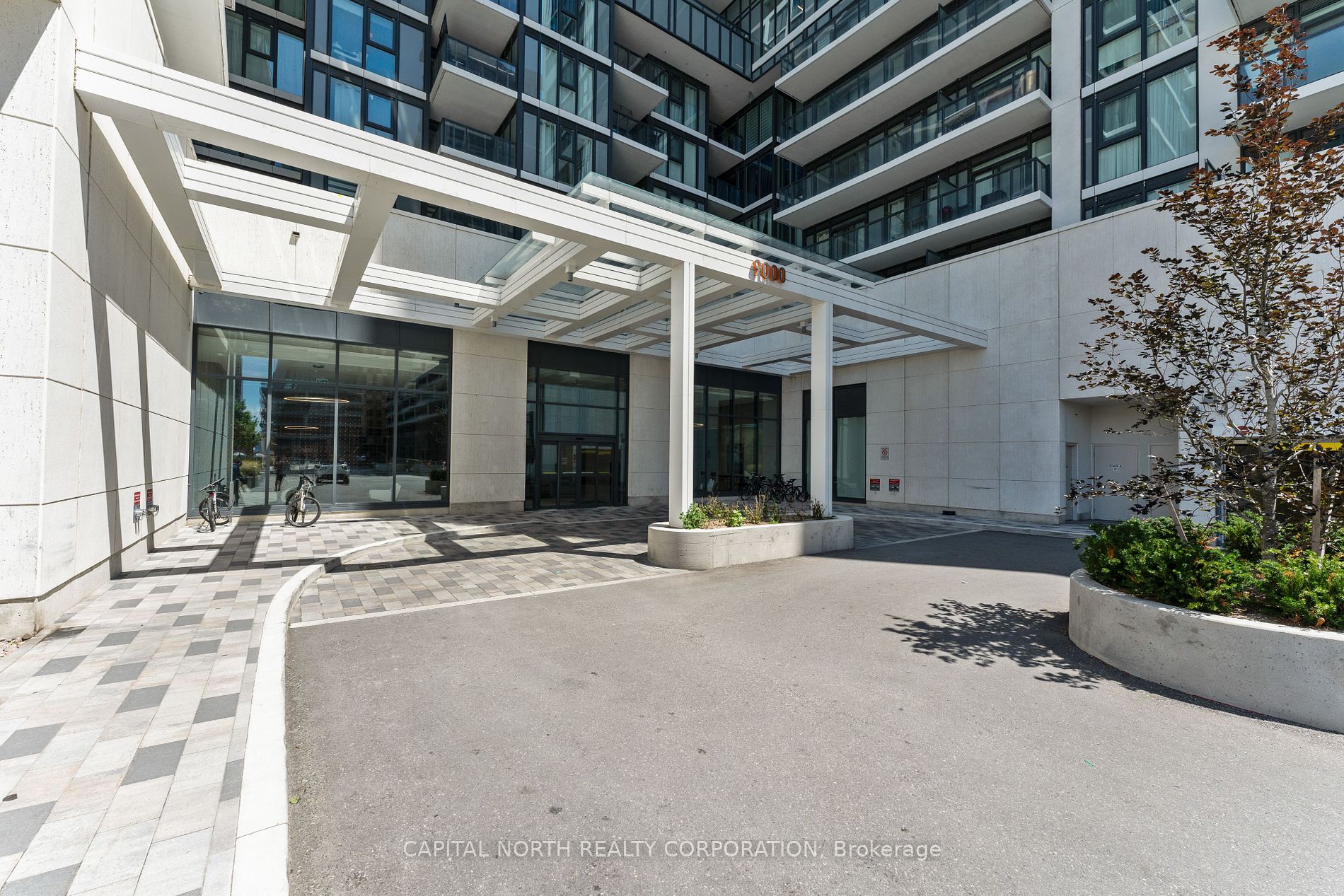 9000 Jane Street, #1812