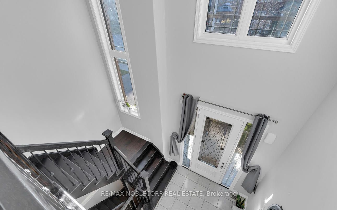 8 Morrison Avenue