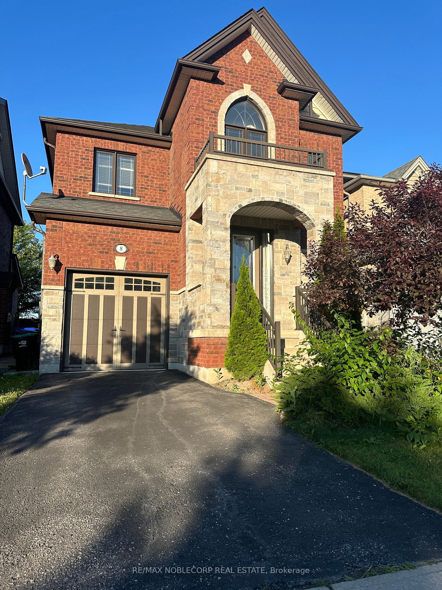 8 Morrison Avenue