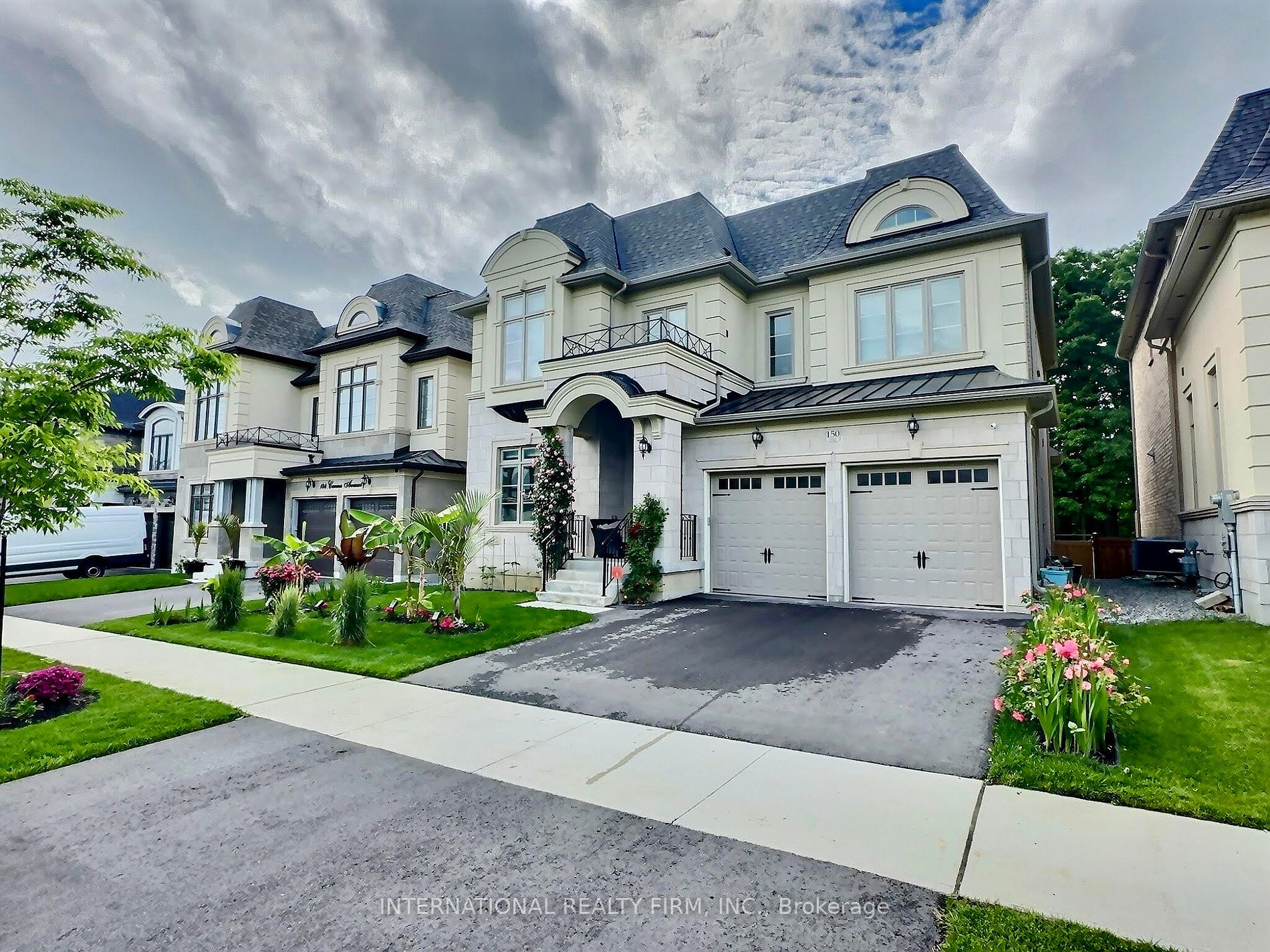 150 Cannes Ave
