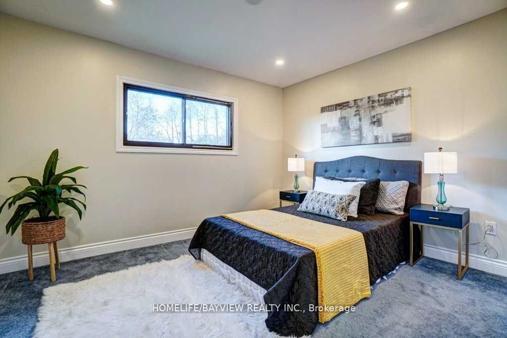 254 Lakeland Cres