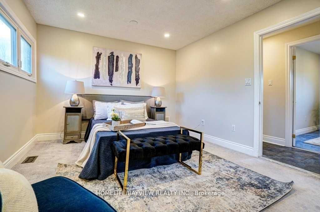 254 Lakeland Cres