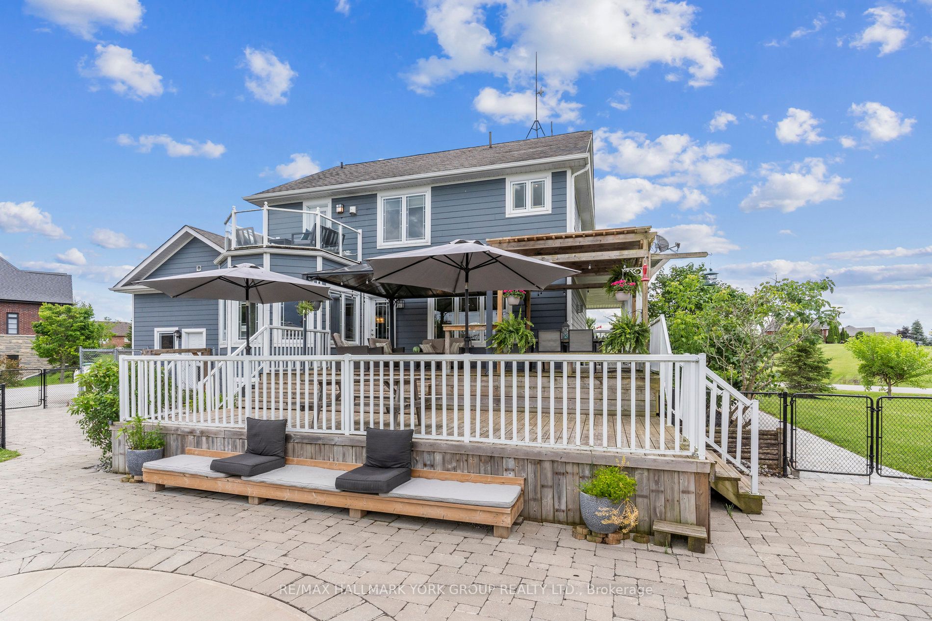 27 Bagshaw Crescent