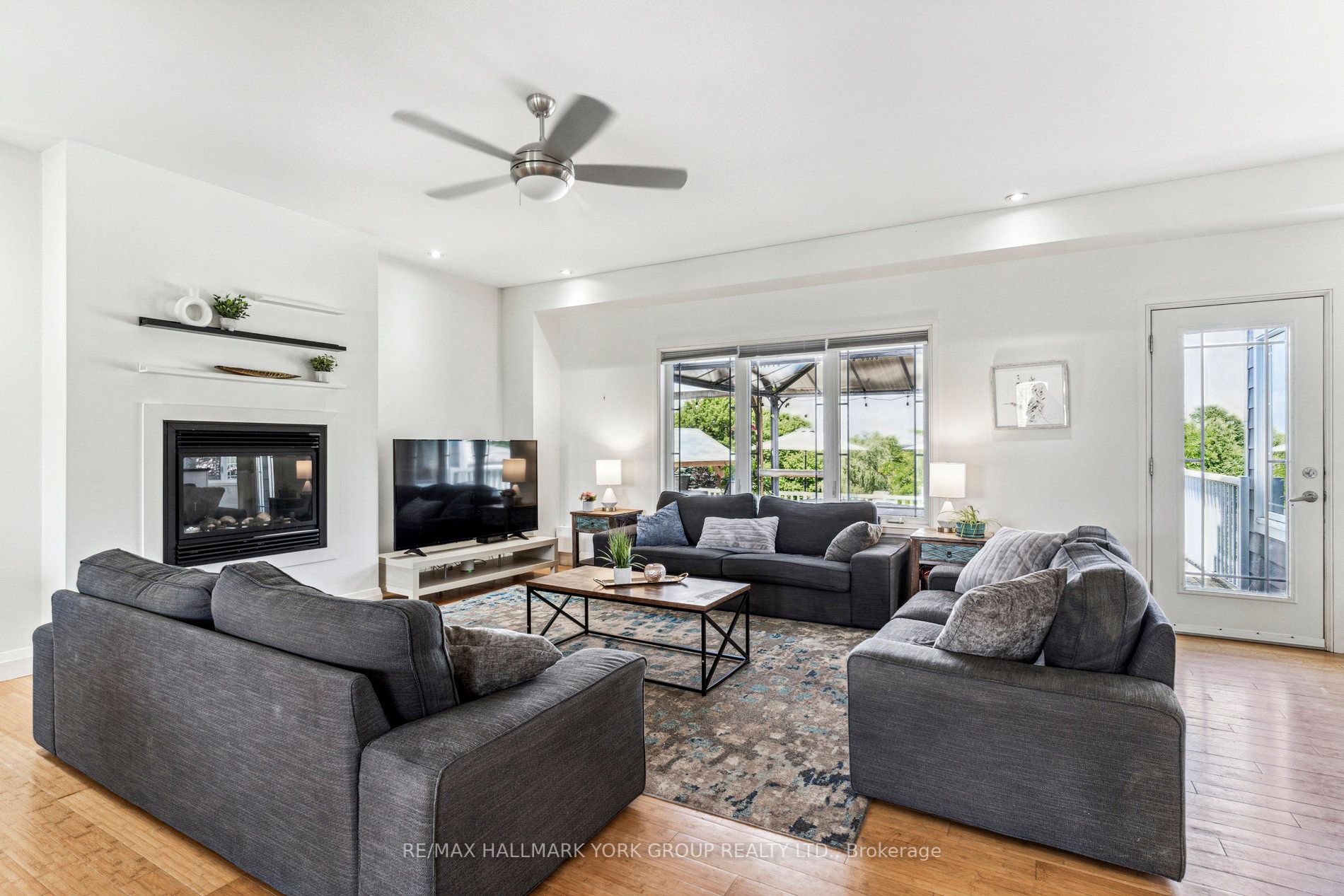 27 Bagshaw Crescent