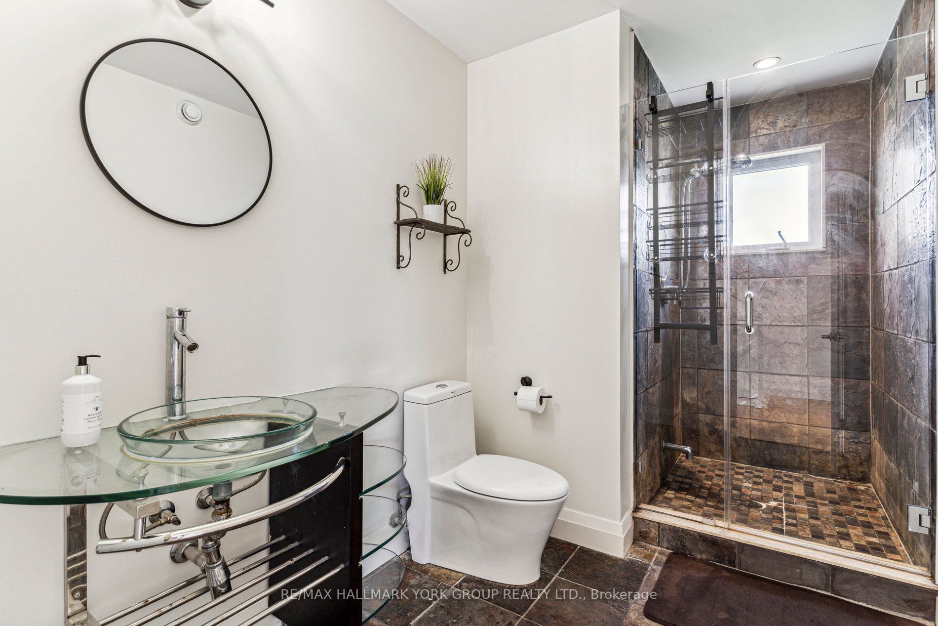 27 Bagshaw Crescent