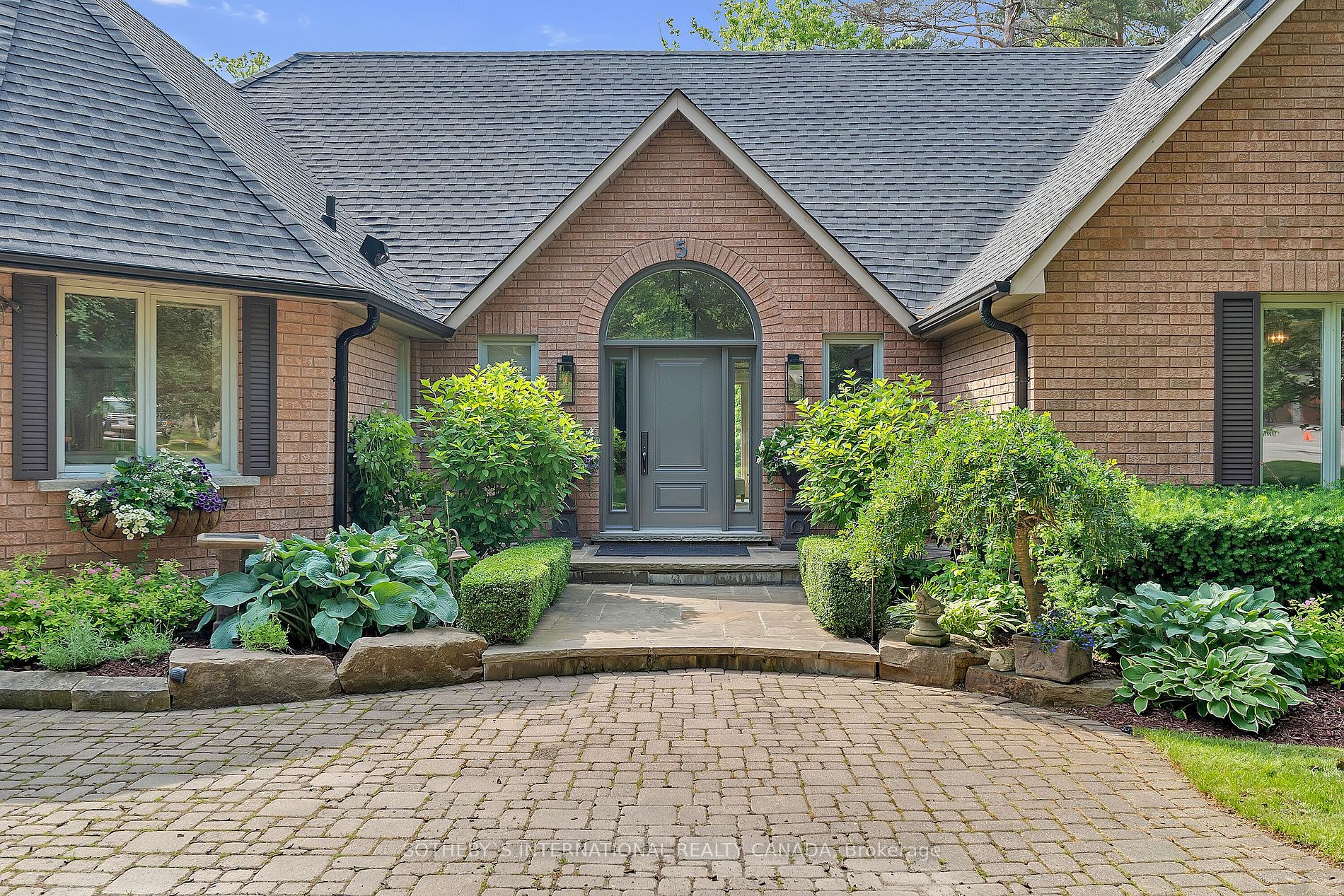 5 Williamson Terrace