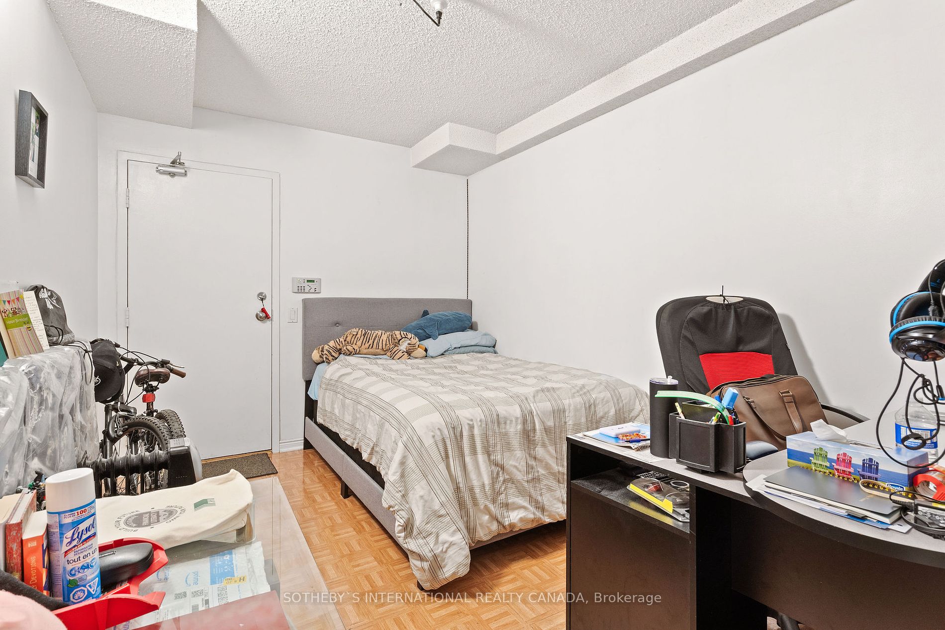 900 Steeles Ave W, #701
