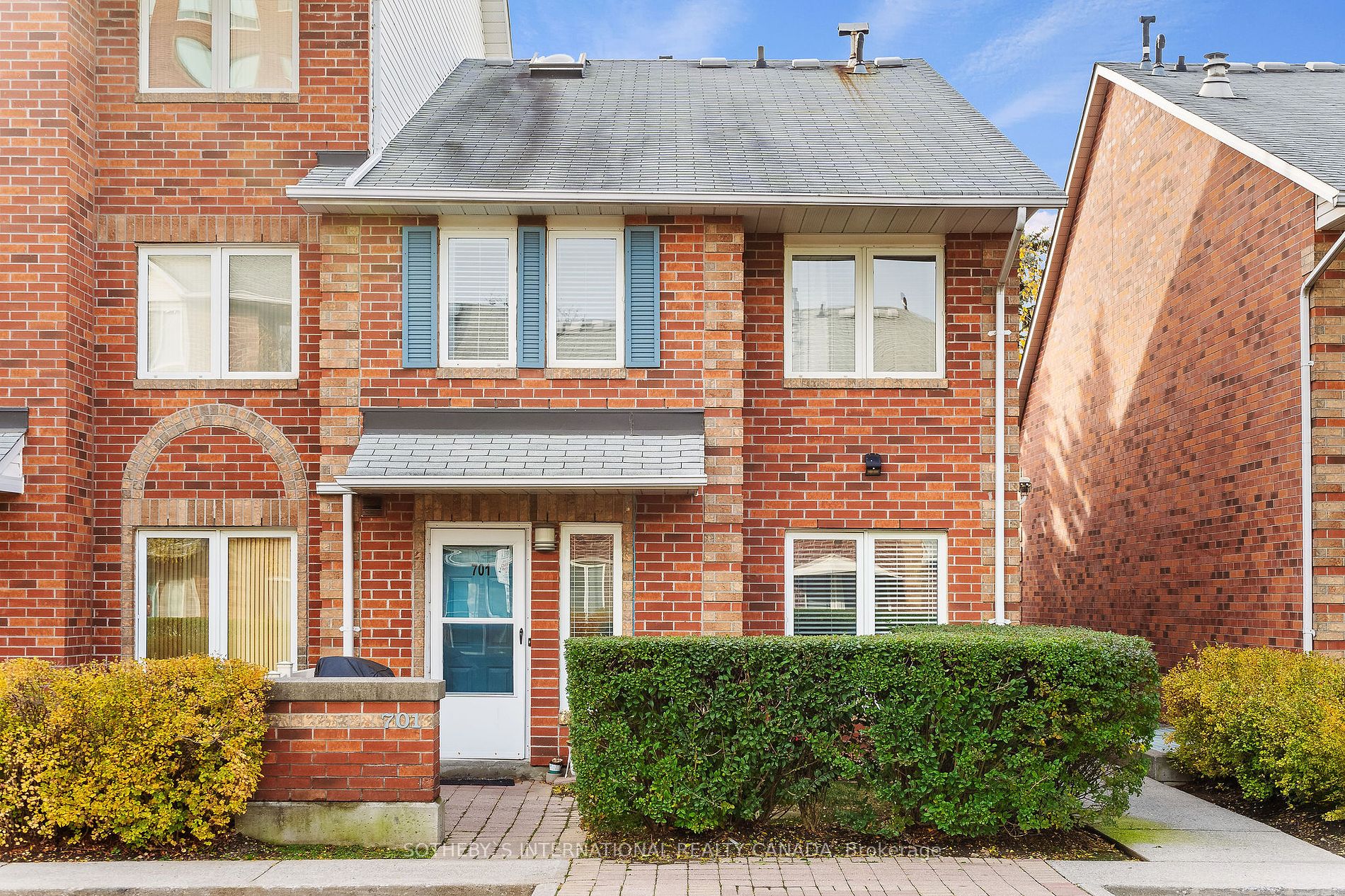 900 Steeles Ave W, #701