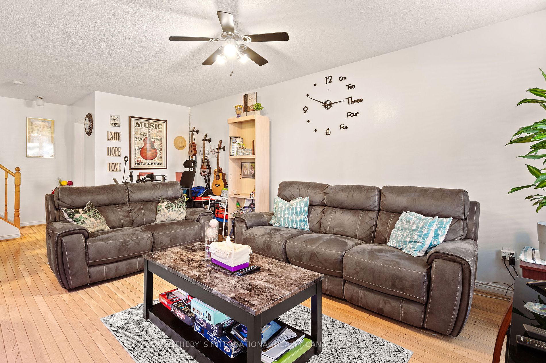 900 Steeles Ave W, #701