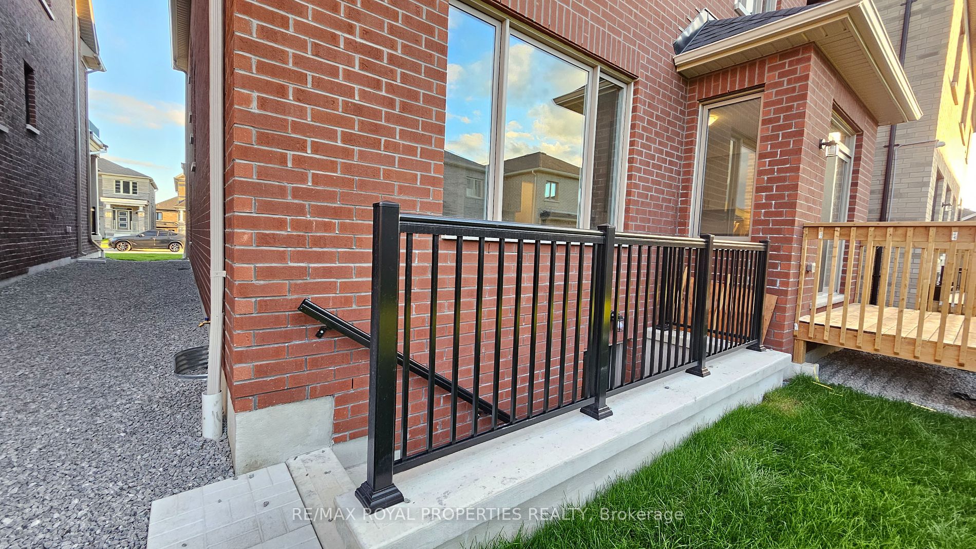 108 Mckean Dr