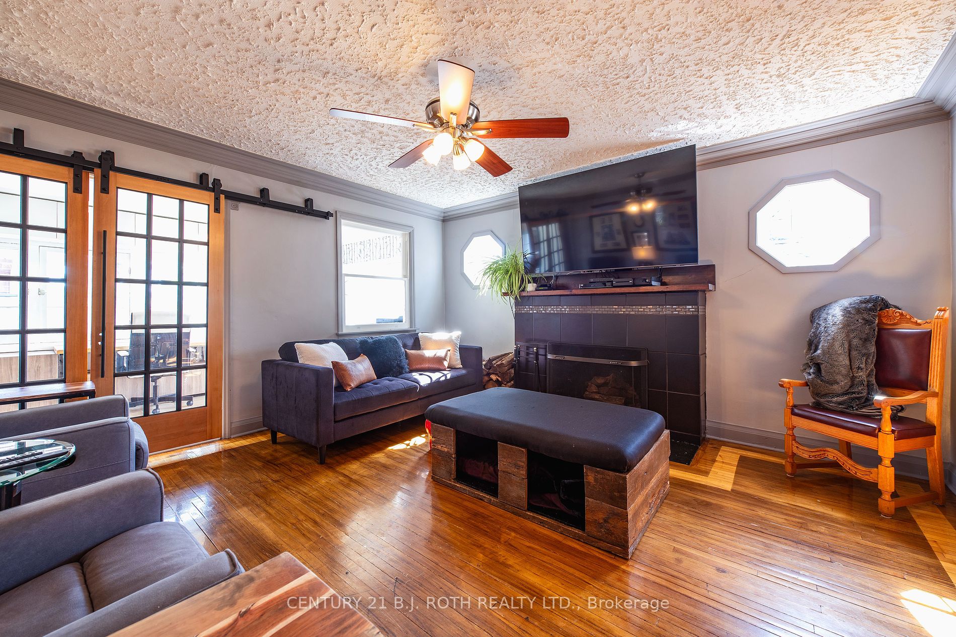 57 Hurd St