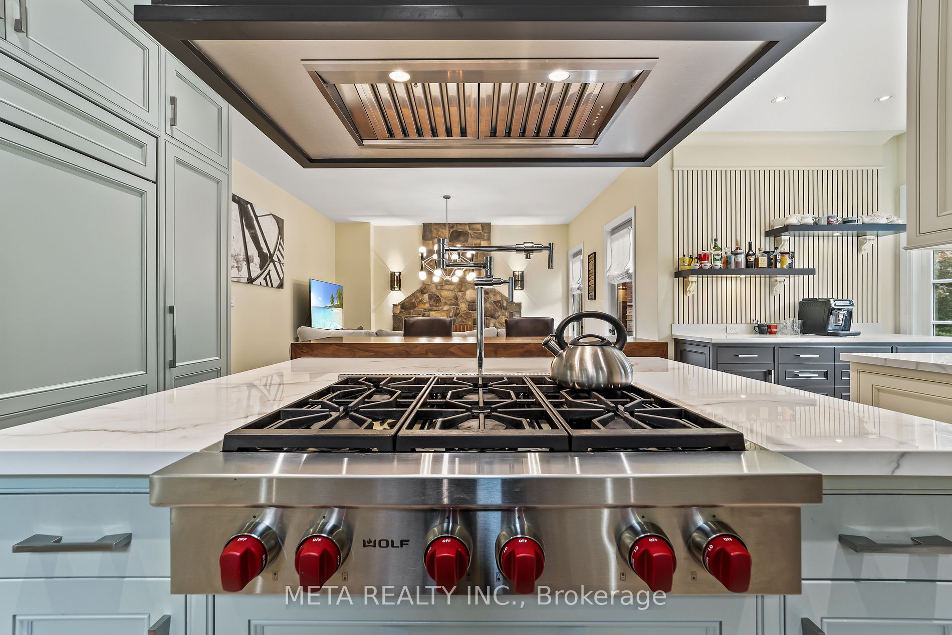 35 Willett Crescent