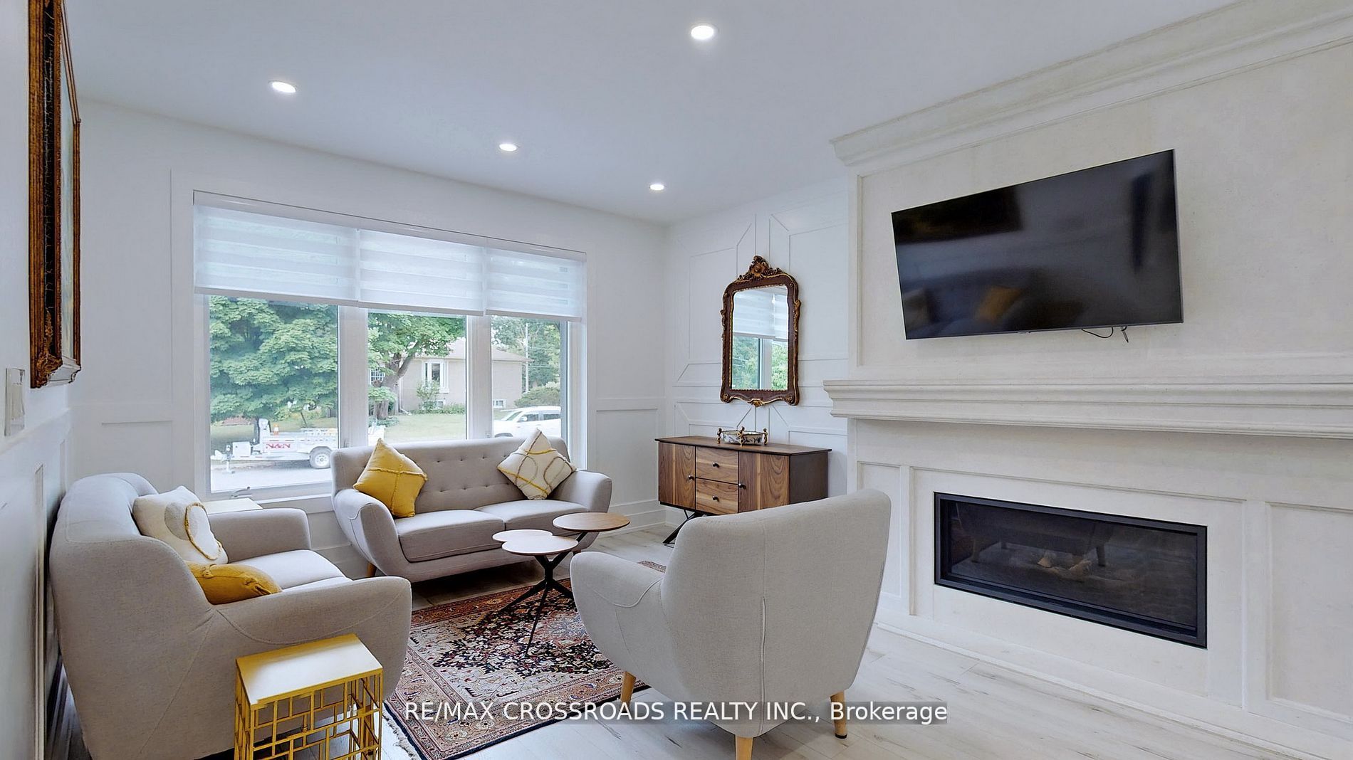 111 Evahill Cres