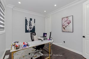 811 Green St