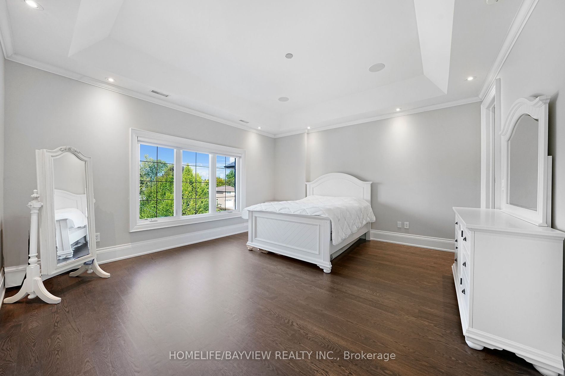 111 Hillview Rd