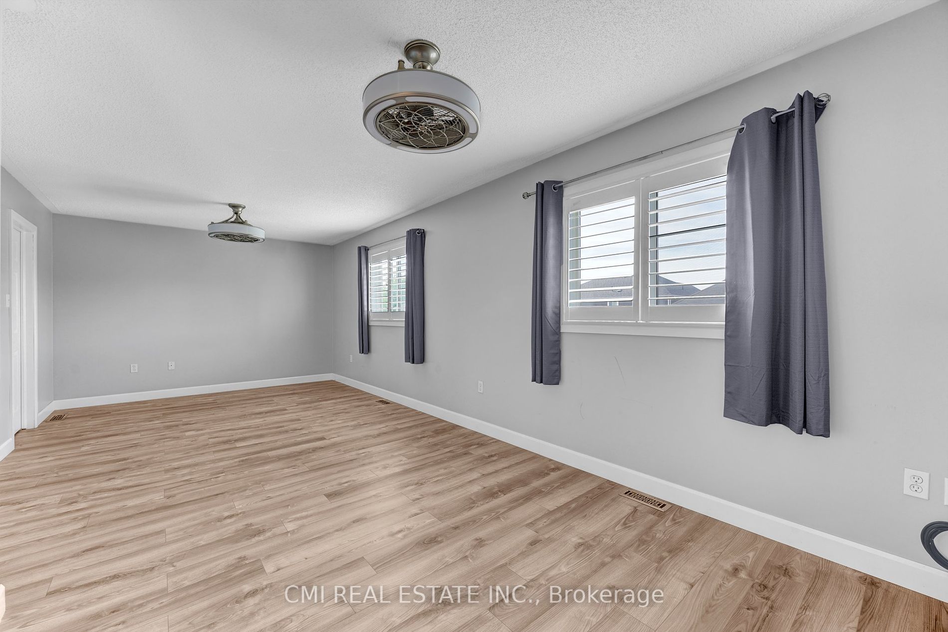21 Truax Cres