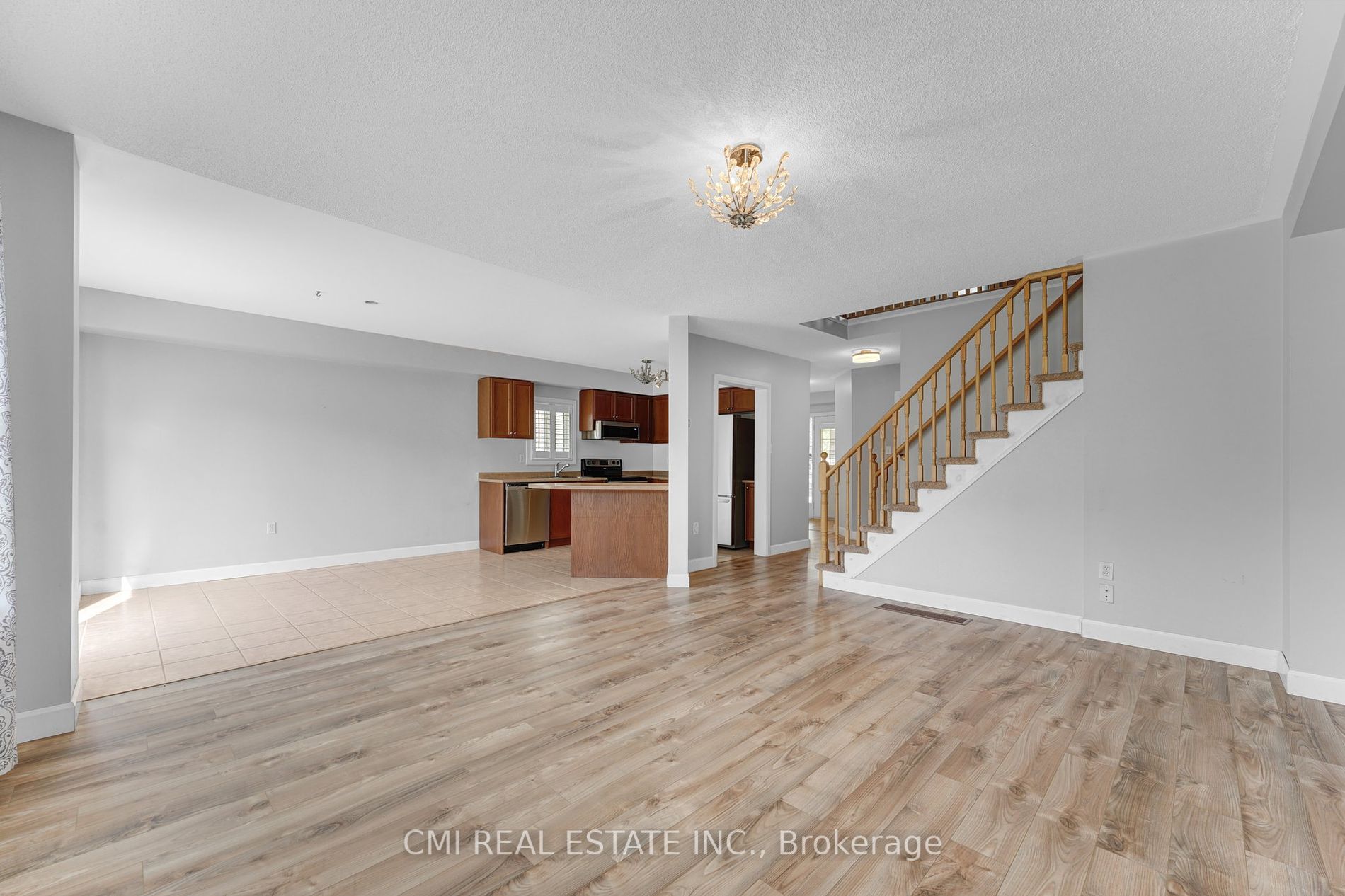 21 Truax Cres