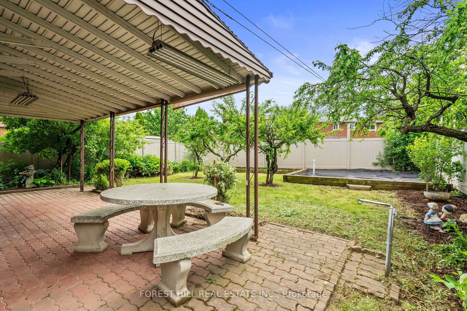 37 Cherry Hills Rd