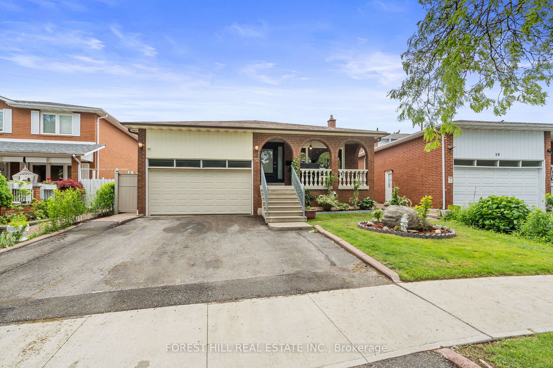 37 Cherry Hills Rd